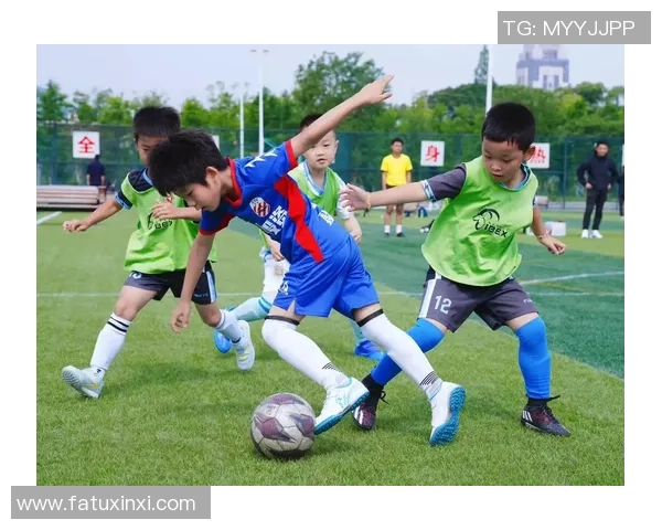 围绕足球68号球星展开的辉煌历程与绿茵场上激情瞬间